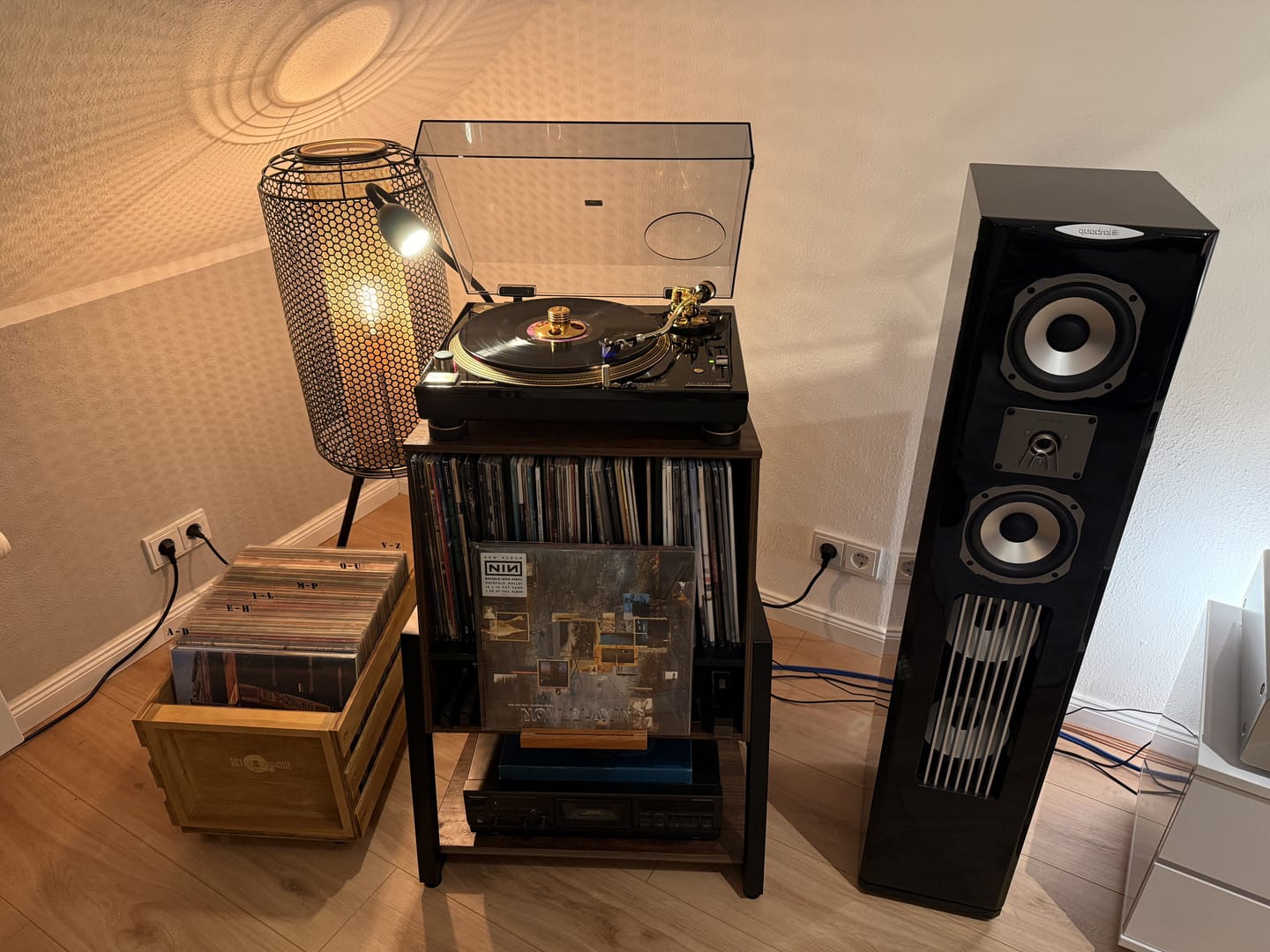 Customer photo review of Eiffel Record Player Stand