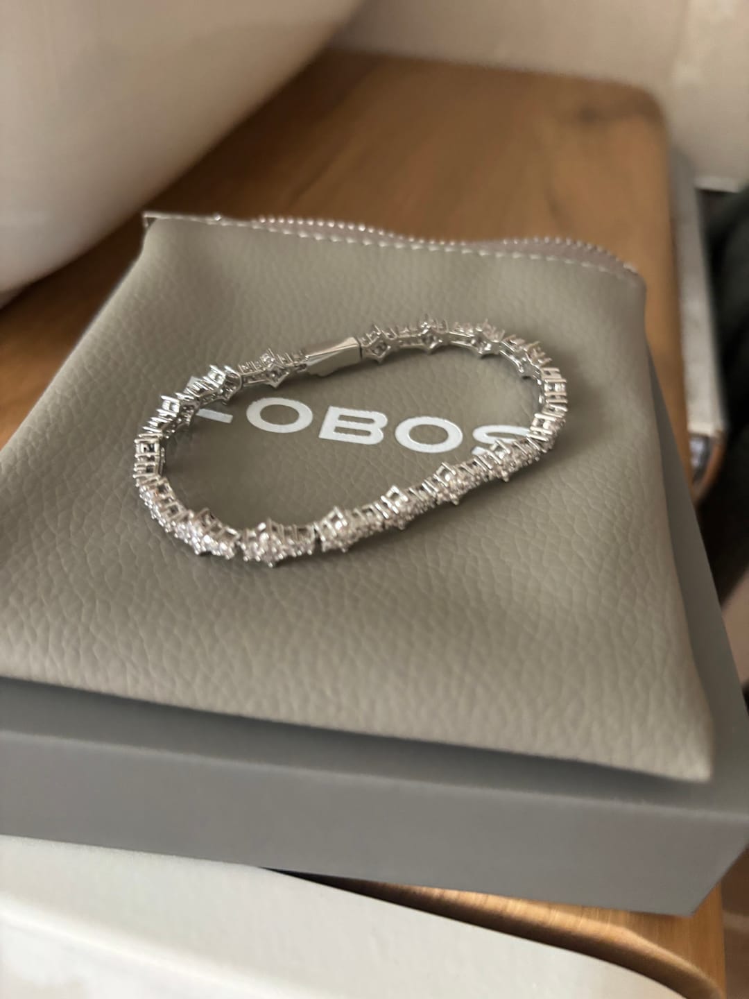 Customer photo review of 3MM HONEYCOMB BRACELET – WHITE GOLD
