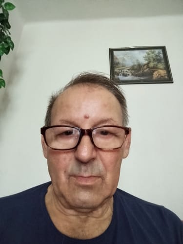 Customer photo review of Blur 20000 Puffs Disposable Vape (Box of 10)