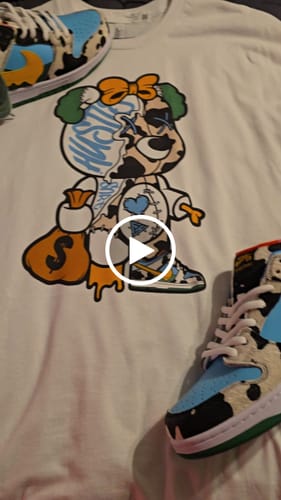 Customer video review of Stitched Hustle Bear Unisex Tops - Dunk Chunky Dunky