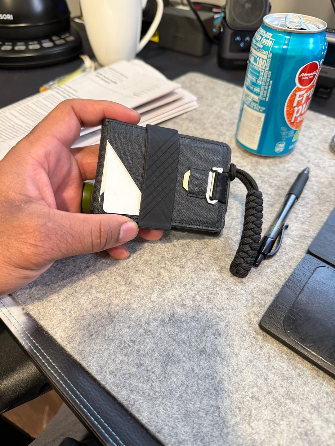 Customer photo review of VERTCIAL WALLET BANDS (M-Series, S1 Stealth Wallet and MC01 Money Clip)