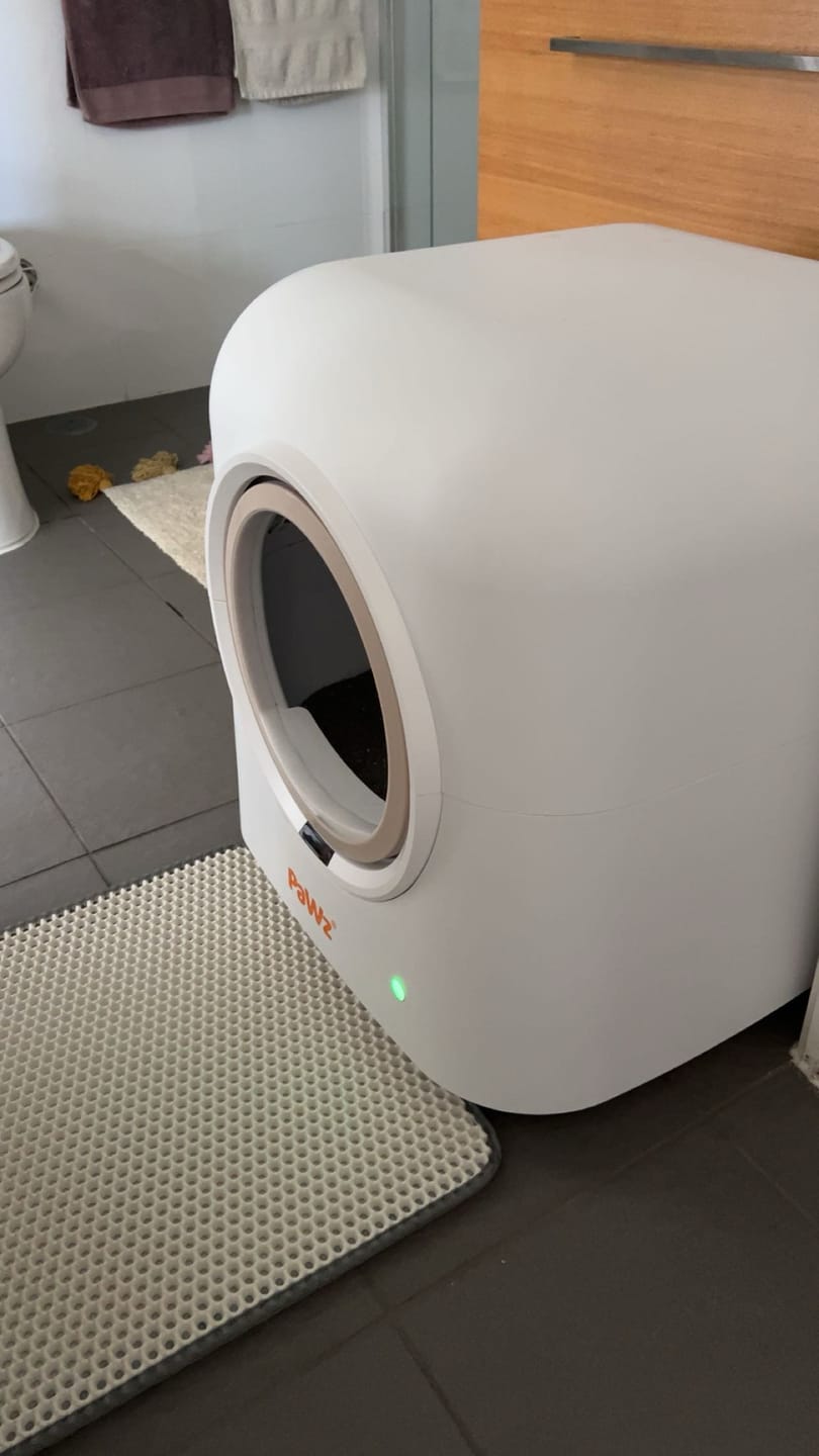Customer photo review of Pawz Smart Cat Litter Box Automatic Self Cleaning with App Remote Control