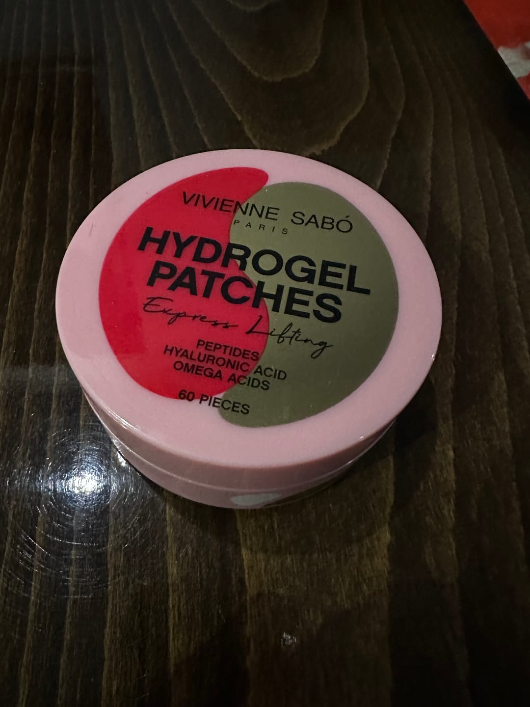 Customer photo review of Хиалуронови хидрогел пачове с колаген Vivienne Sabo