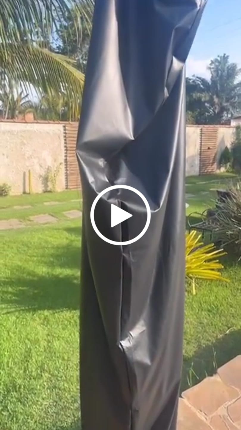 Customer video review of Capa Impermeável para Guarda-Sol e Ombrelone 210D