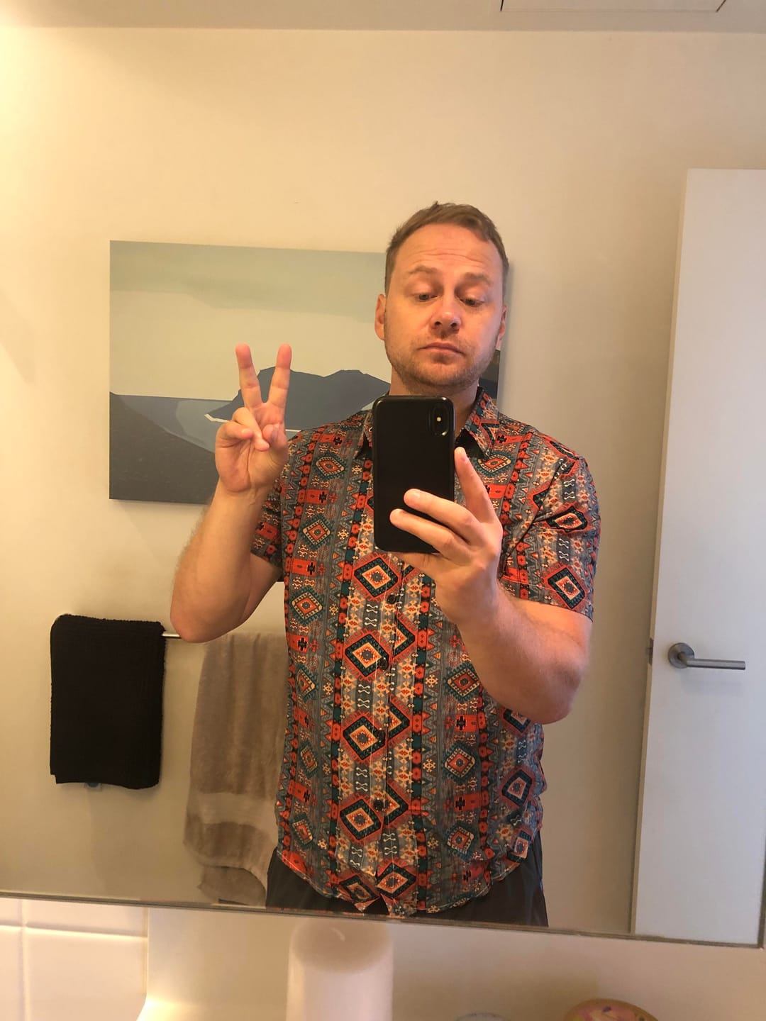 Customer photo review of Men's Casual Vintage Short Sleeve 70s Retro Patchwork Button Up Lapel Shirt