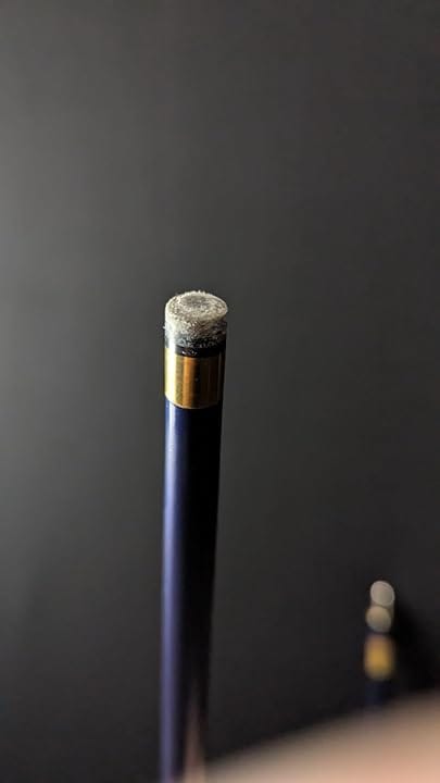 Customer photo review of Cue-King Premier 2.0 Professional Billiard Cue, 10.5mm tip, 20oz, 50/50 jointed, Leather bag included