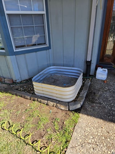 Customer photo review of 15" Short Birdies Small Modular Raised Garden Bed