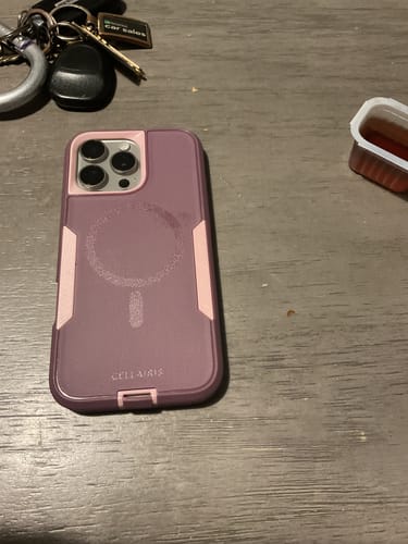 Customer photo review of iPhone 16 Pro Max