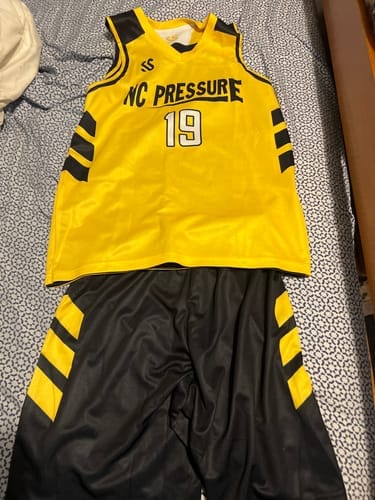 Customer photo review of Custom Purple Gold Chest Slash Patttern Double Side Sports Uniform Basketball Jersey