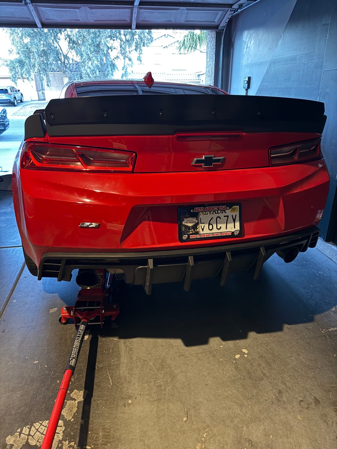 Customer photo review of 2016-2025 Chevy Camaro Evo Style Shark Fins Rear Diffuser Quad/Single Tips SS/RS/LT w/ Smoke Reflectors