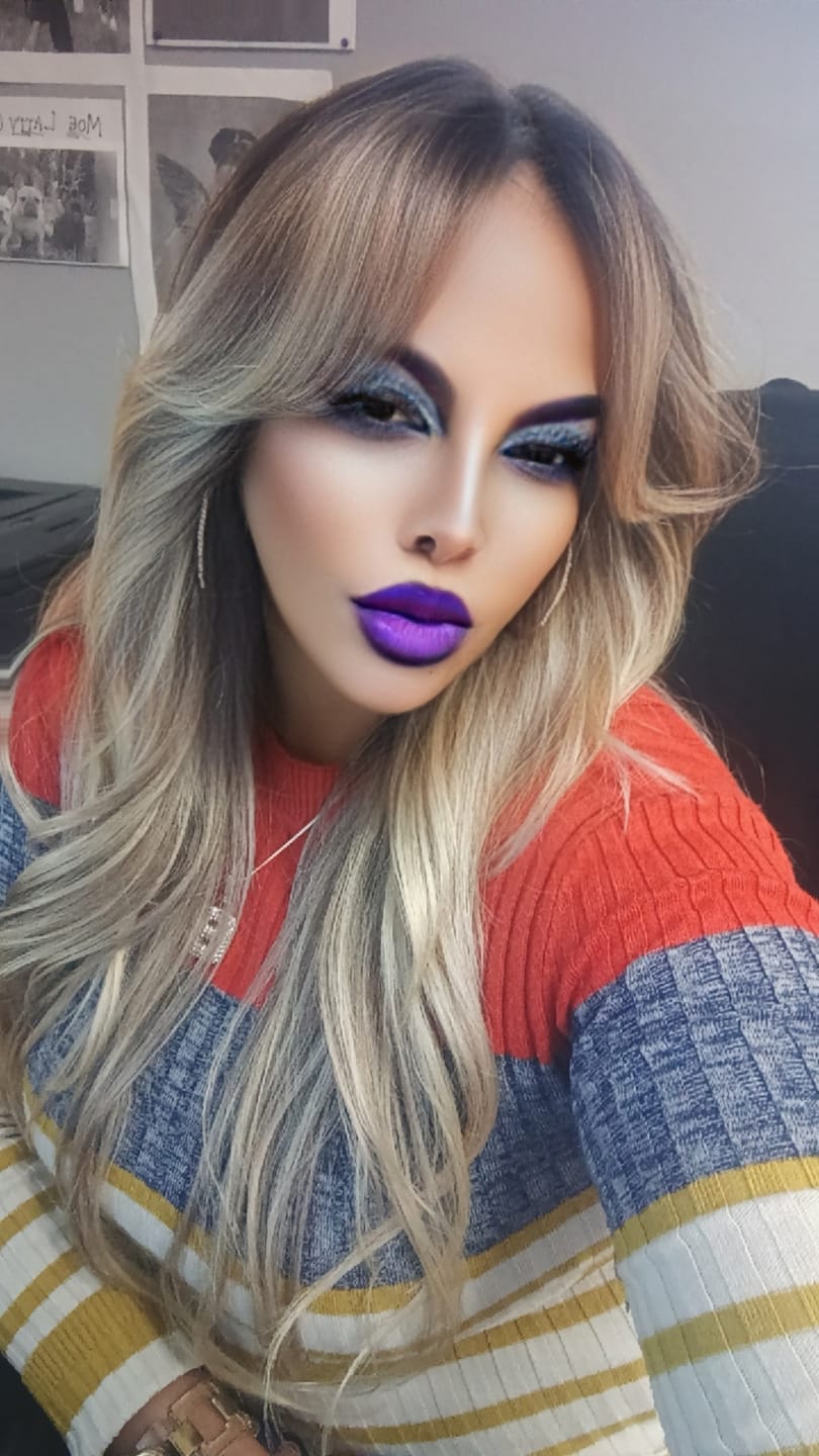 Customer photo review of Freetress Equal Synthetic Curtain Bang HD Lace Wig - BOMBSHELL
