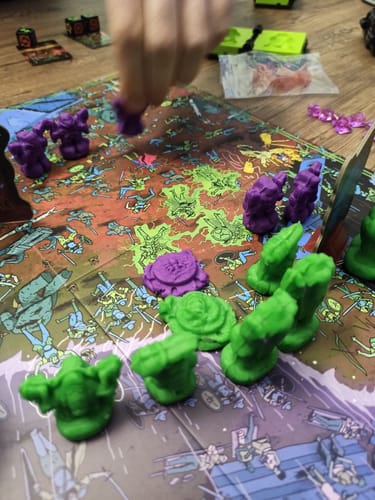 Customer photo review of Monster Pack 2: Batadactyl and Mongeragon