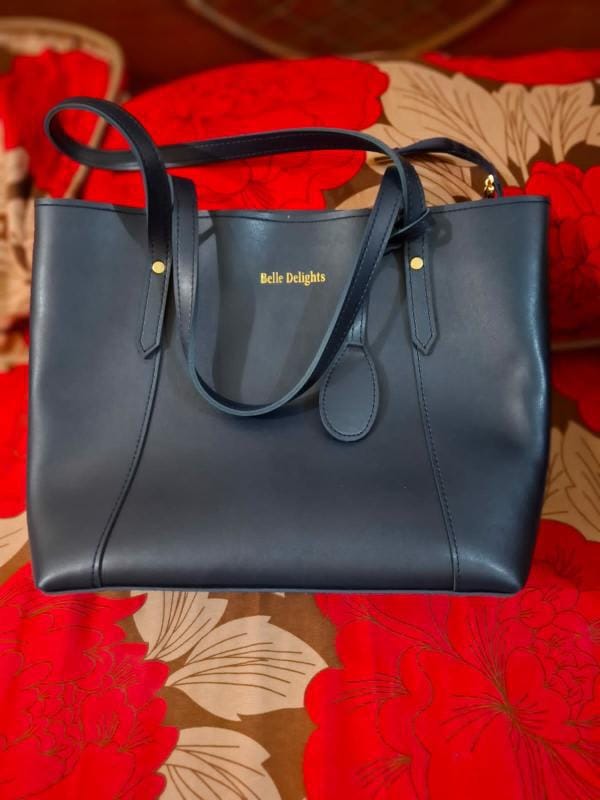Customer photo review of Black Belle The Tote Bag