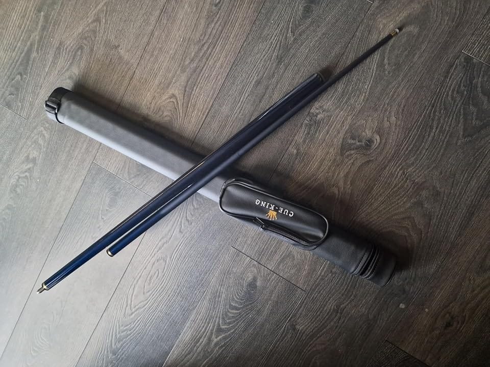 Customer photo review of Cue-King Premier 2.0 Professional Billiard Cue, 10.5mm tip, 20oz, 50/50 jointed, Leather bag included