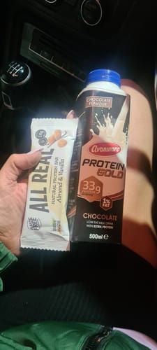 Customer photo review of Cashew Cookie Dough Protein Bar