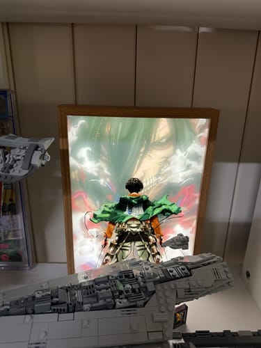 Customer photo review of Eren Yeager Titan Transformation LED Light Painting Lamp Artwork AOT