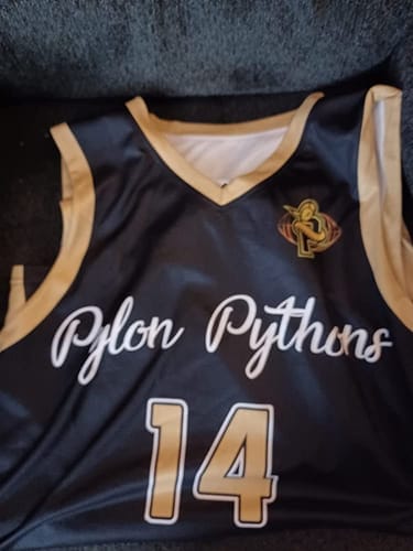 Customer photo review of Custom Black Red-White Classic Tops Breathable Basketball Jersey