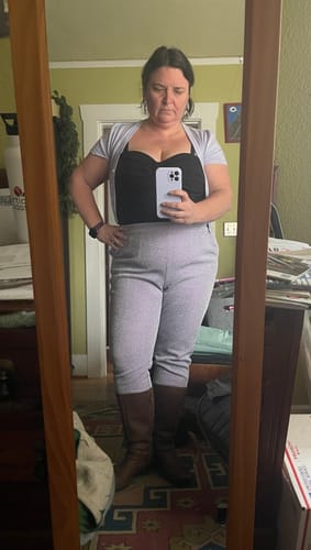 Customer photo review of BACKLOT NON DAMAGED - Eris Top in Black