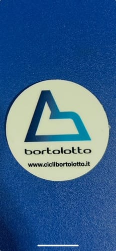 Customer photo review of Sticker Vinile Classico