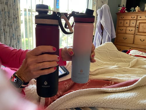 Customer photo review of 26 oz Saratoga Bottle