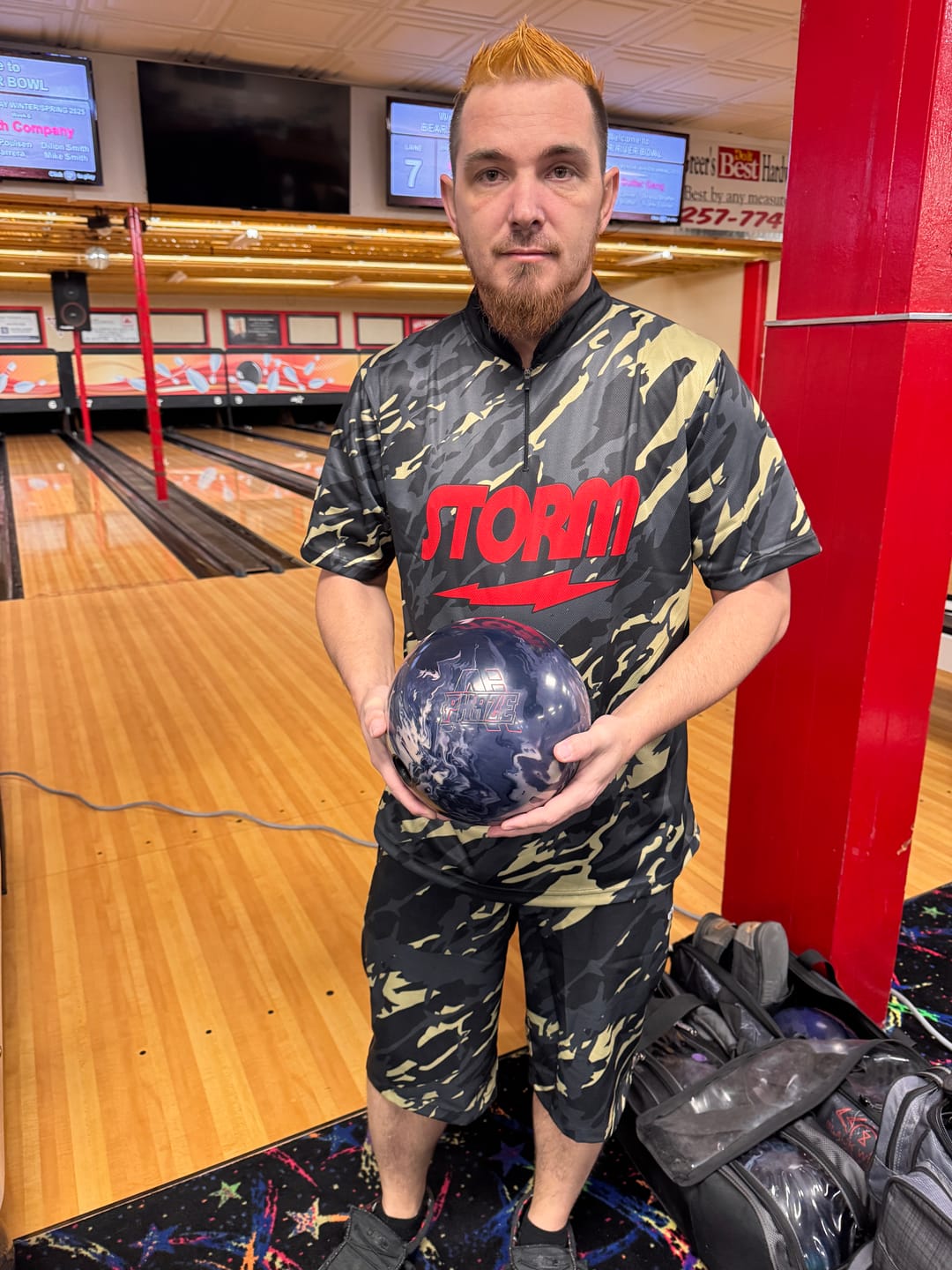 Customer photo review of STORM - PHAZE A.I. - BOWLING JERSEY