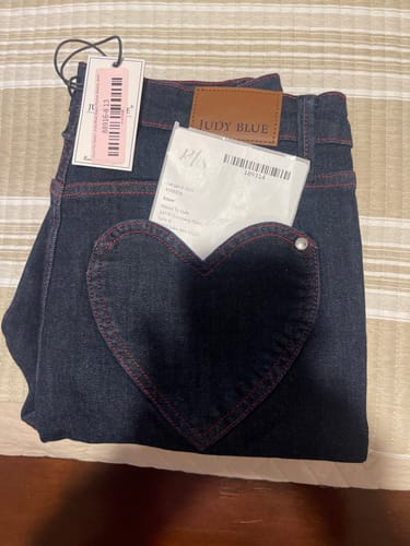 Customer photo review of Free & Easy Return Coverage for Store Credit  + Package Protection