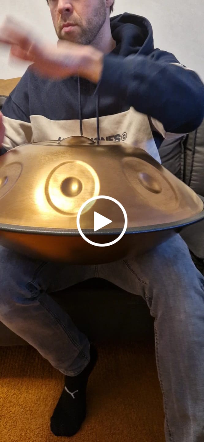 Customer video review of Horayzon Beginner Handpan | D Kurd | Edelstahl