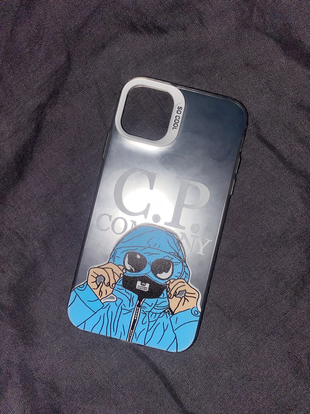 Customer photo review of Coque C.P. Company