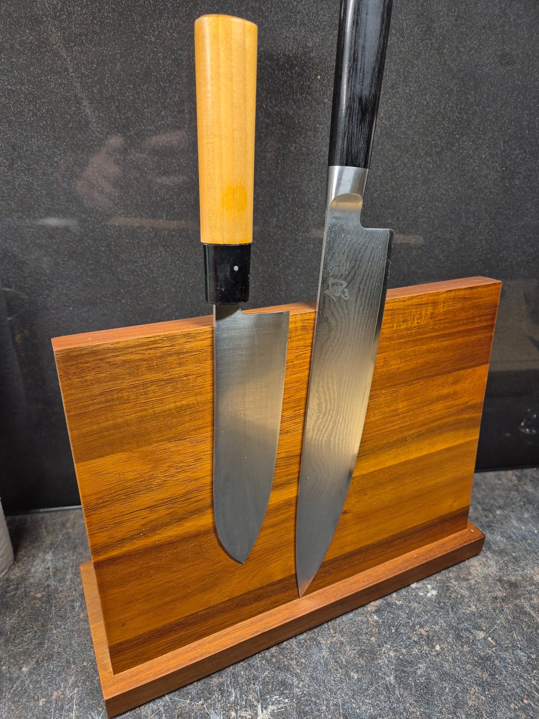 Customer photo review of HEZHEN Magnetischer Messerblock
