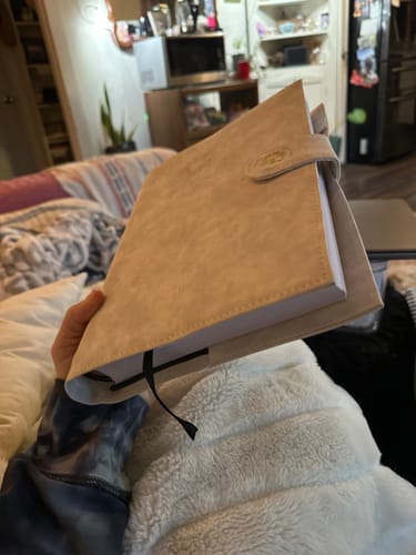 Customer photo review of 2025 Dreambook & Planner