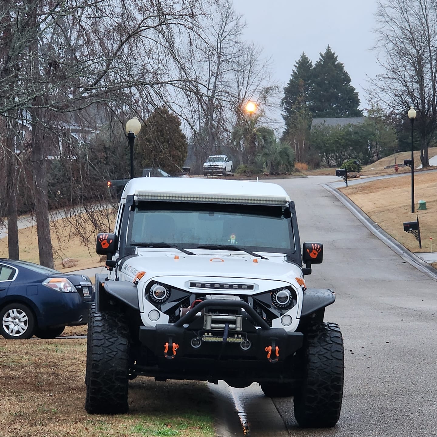 Customer photo review of Gladiator Grille W/ Led Off-Road Lights-White & Black For 07-18 Jeep Wrangler JK