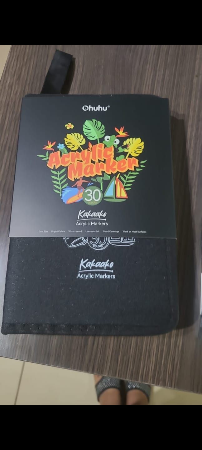 Customer photo review of Ohuhu - Set 30 Marcadores Acrílicos Kakaako Doble Punta