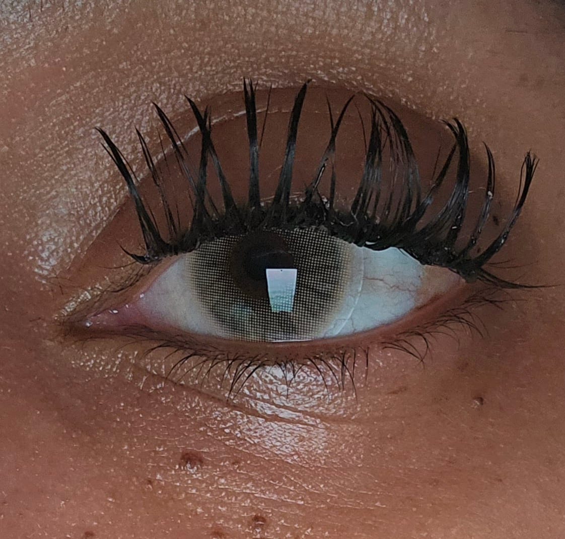 Customer photo review of Hazel