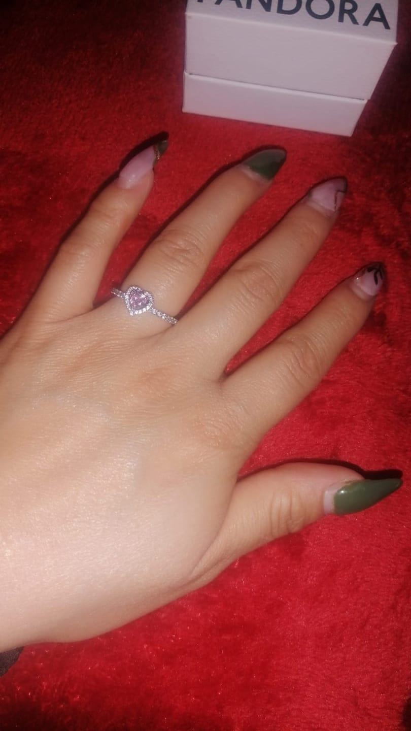 Customer photo review of ANILLO PROMESA CORAZON ELEVADO ROSA + KIT DE REGALO