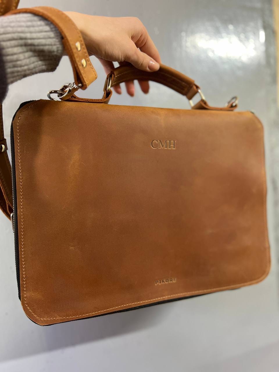Customer photo review of Zippered Padfolio Bag
