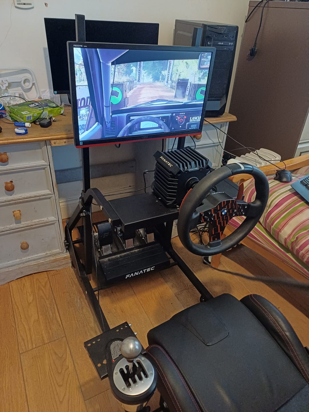 Customer photo review of ART Simulator Single Monitor Mount