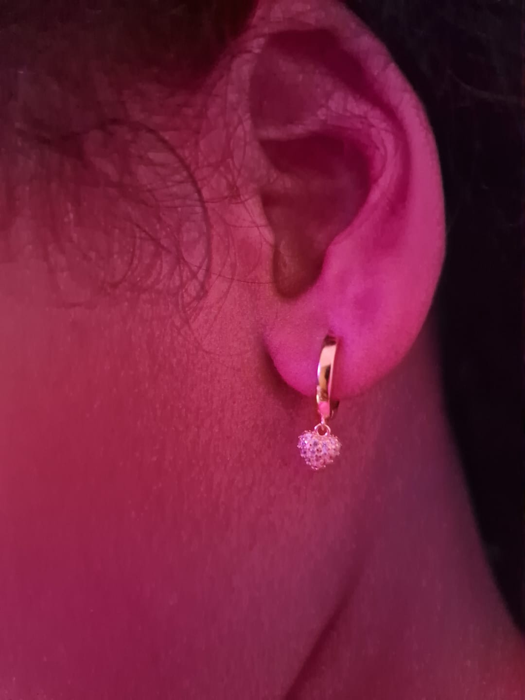 Customer photo review of Amore Pave Hoop Earrings Gold