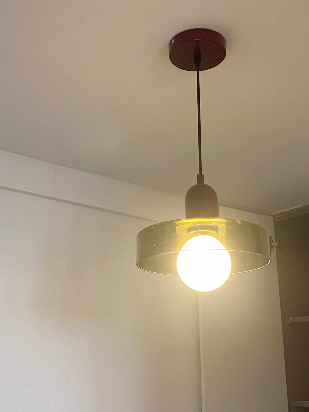 Customer photo review of Luminária Pendente Moderna Nórdica