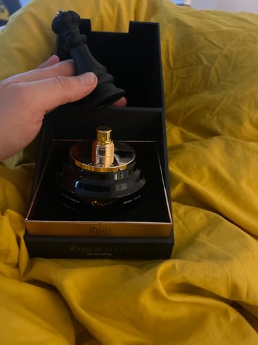 Customer photo review of Armaf Checkmate King Eau de Parfum Spray for Men 3.4 oz