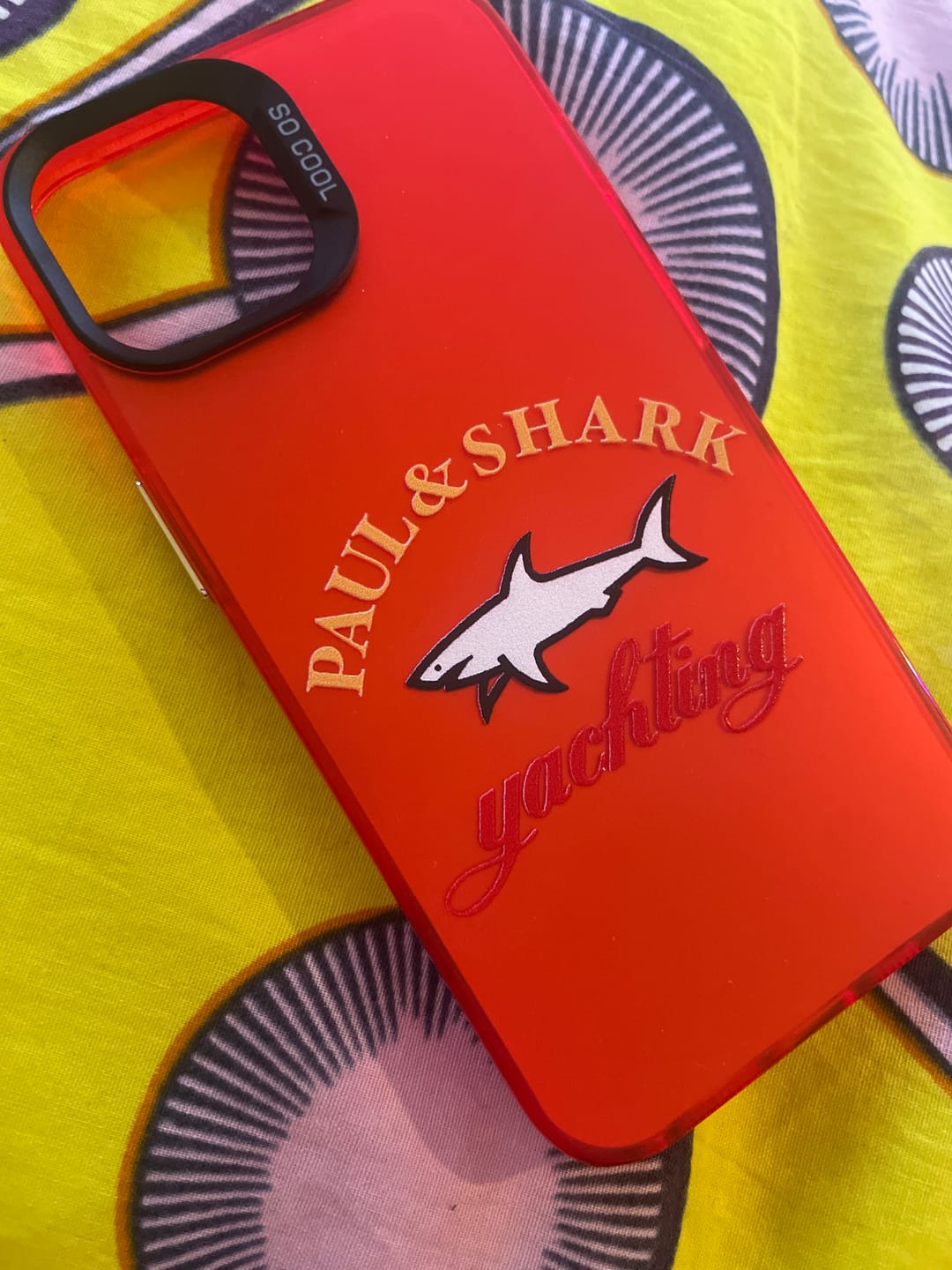 Customer photo review of Coque Paul & Shark