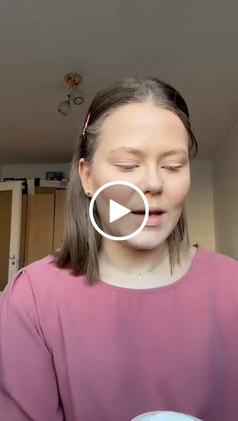 Customer video review of Blush pudra cu efect de blurare