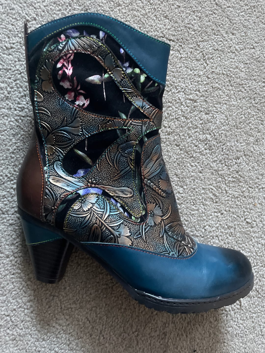 Customer photo review of Retro Painted Genuine Leather Dragonfly Ankle Boots