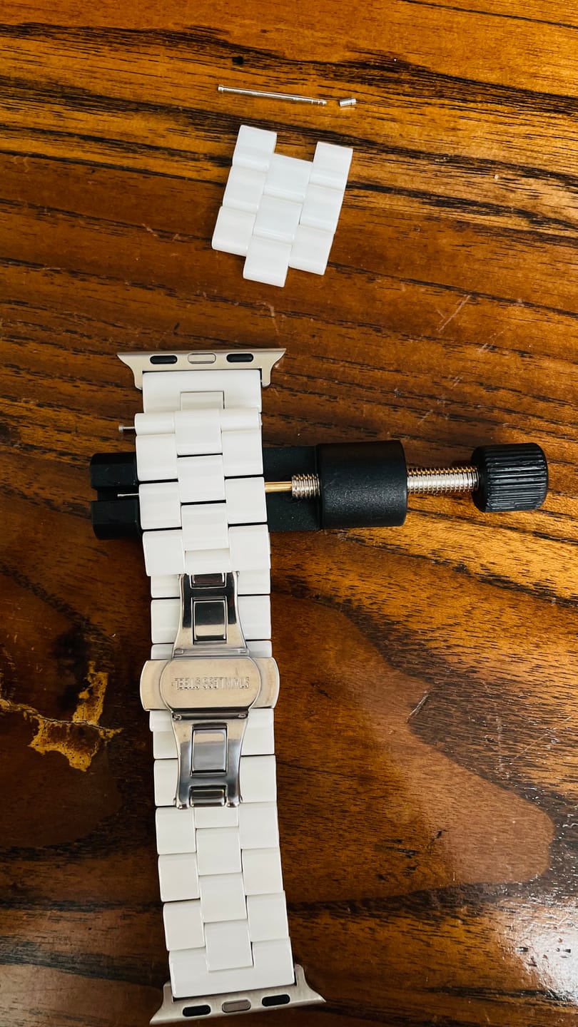 Customer photo review of Kleio Ceramic Band