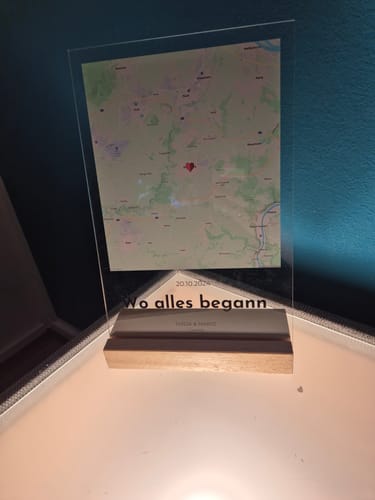 Kundenbewertung mit Foto zu "Unser Ereignis" - Personalisierte Acryltafel