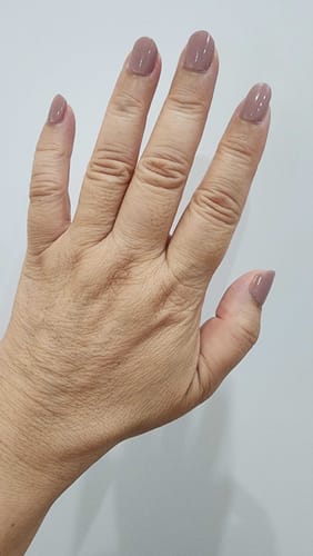 Customer photo review of Carol | Super Jellies DIY Hard Semi Cured Gel Nail Wraps
