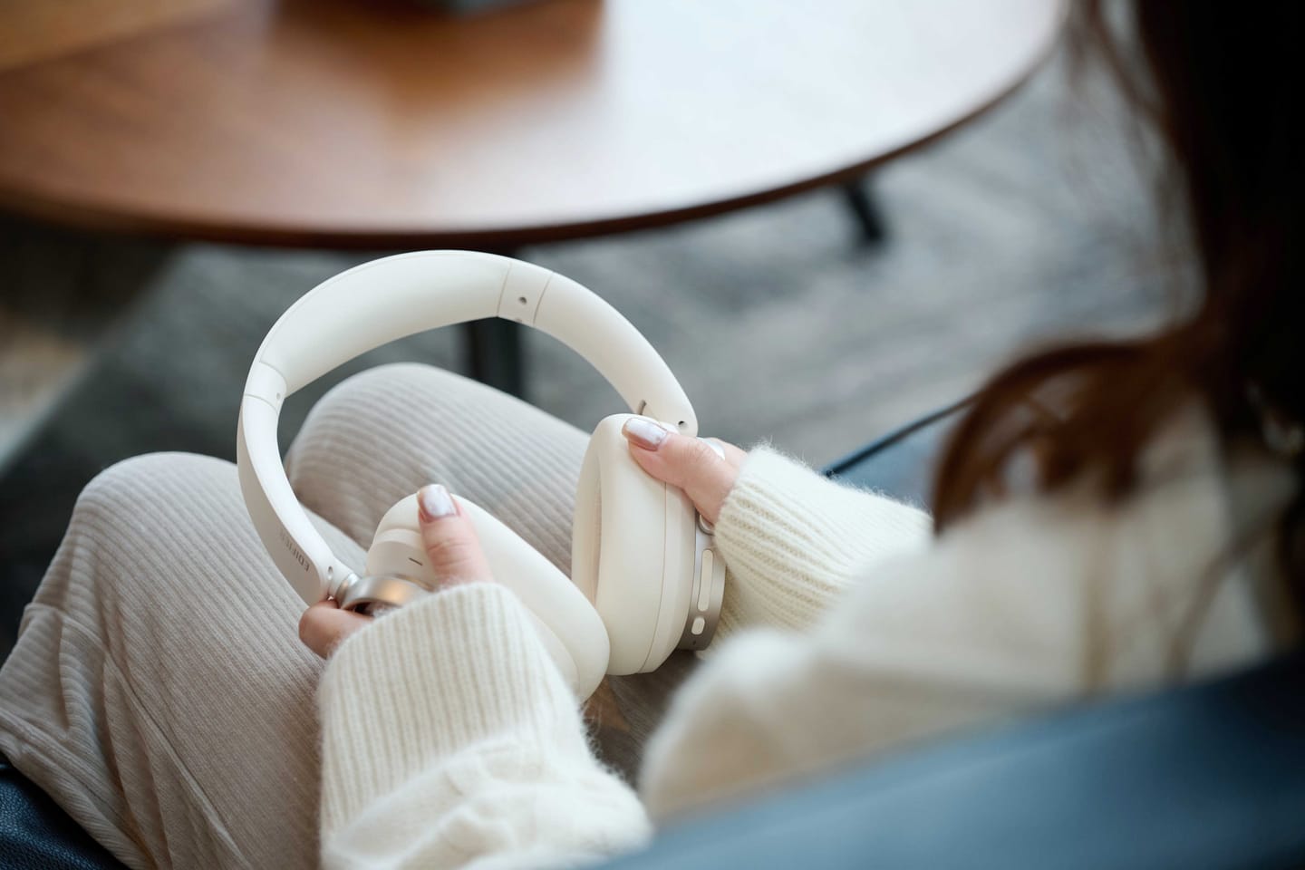 Customer photo review of ES850NB Active Noise Cancelling Headphones