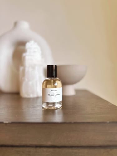 Customer photo review of MUSKY VIOLET EAU DE PARFUM