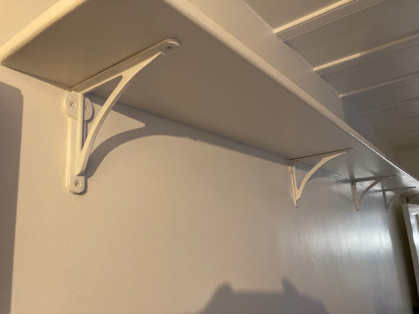Customer photo review of 7 Inch Ironbridge Cast Iron Shelf Bracket