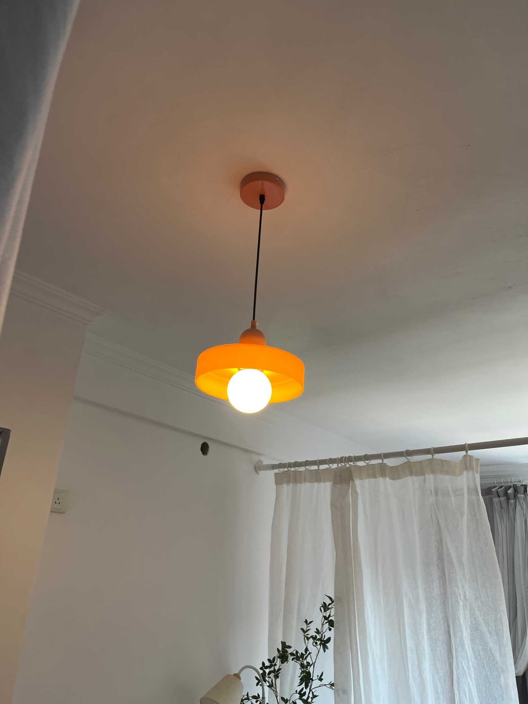 Customer photo review of Luminária Pendente Moderna Nórdica