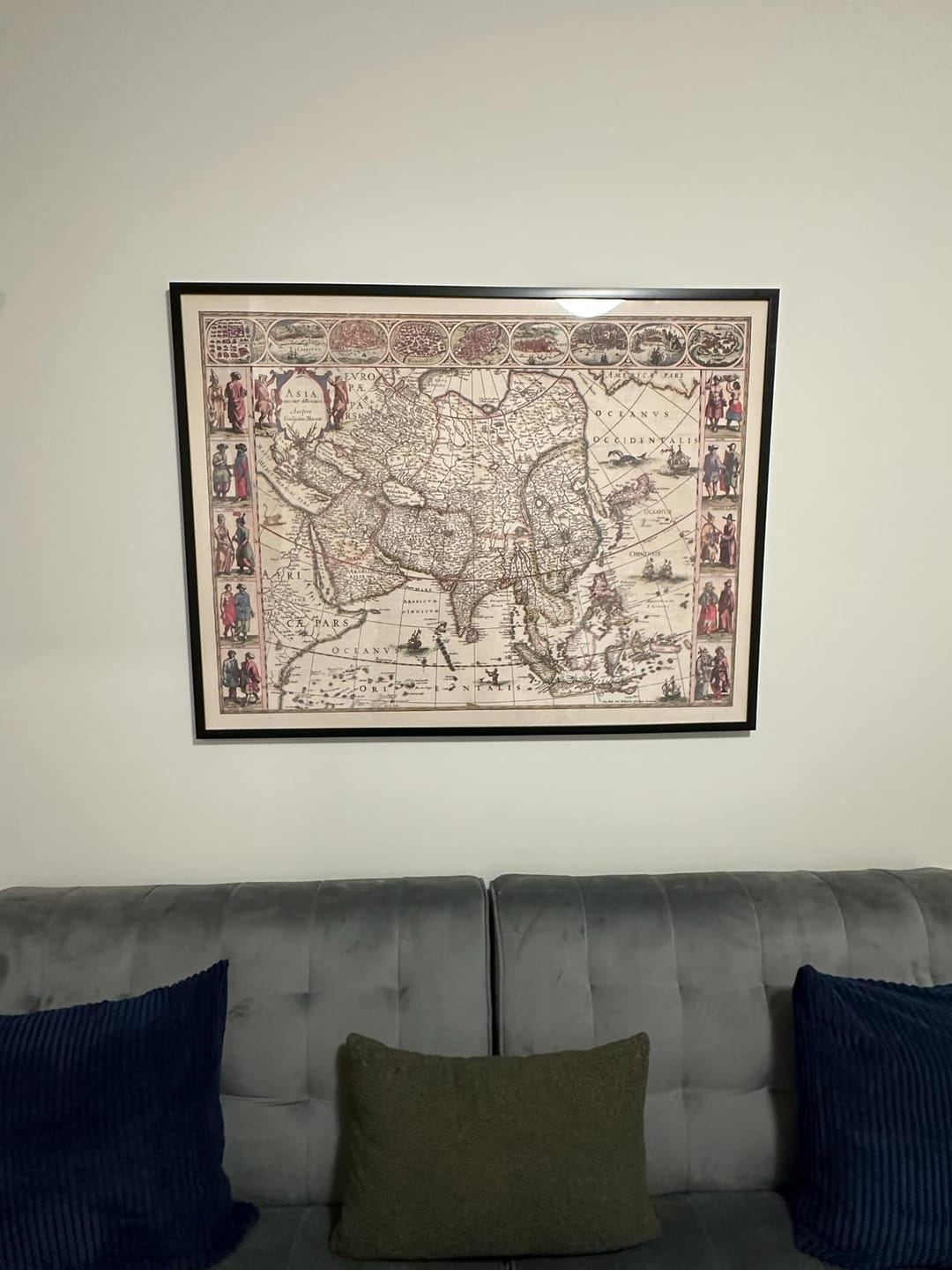 Customer photo review of Old Map of Asia, 1640 by Willem Blaeu - Colonial East Indies - China, India, Malaysia, Singapore, Thailand, Philippines